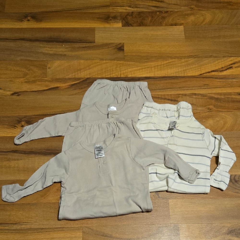 Set of Baby Pajamas in Neutral Tones